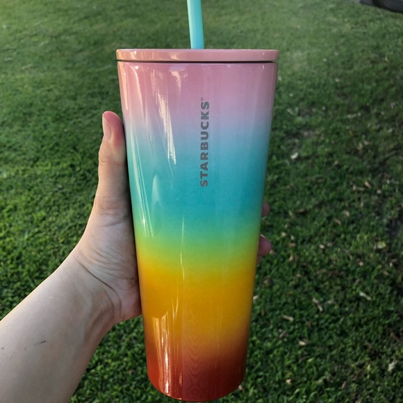 Starbucks - Picture 2 of 5